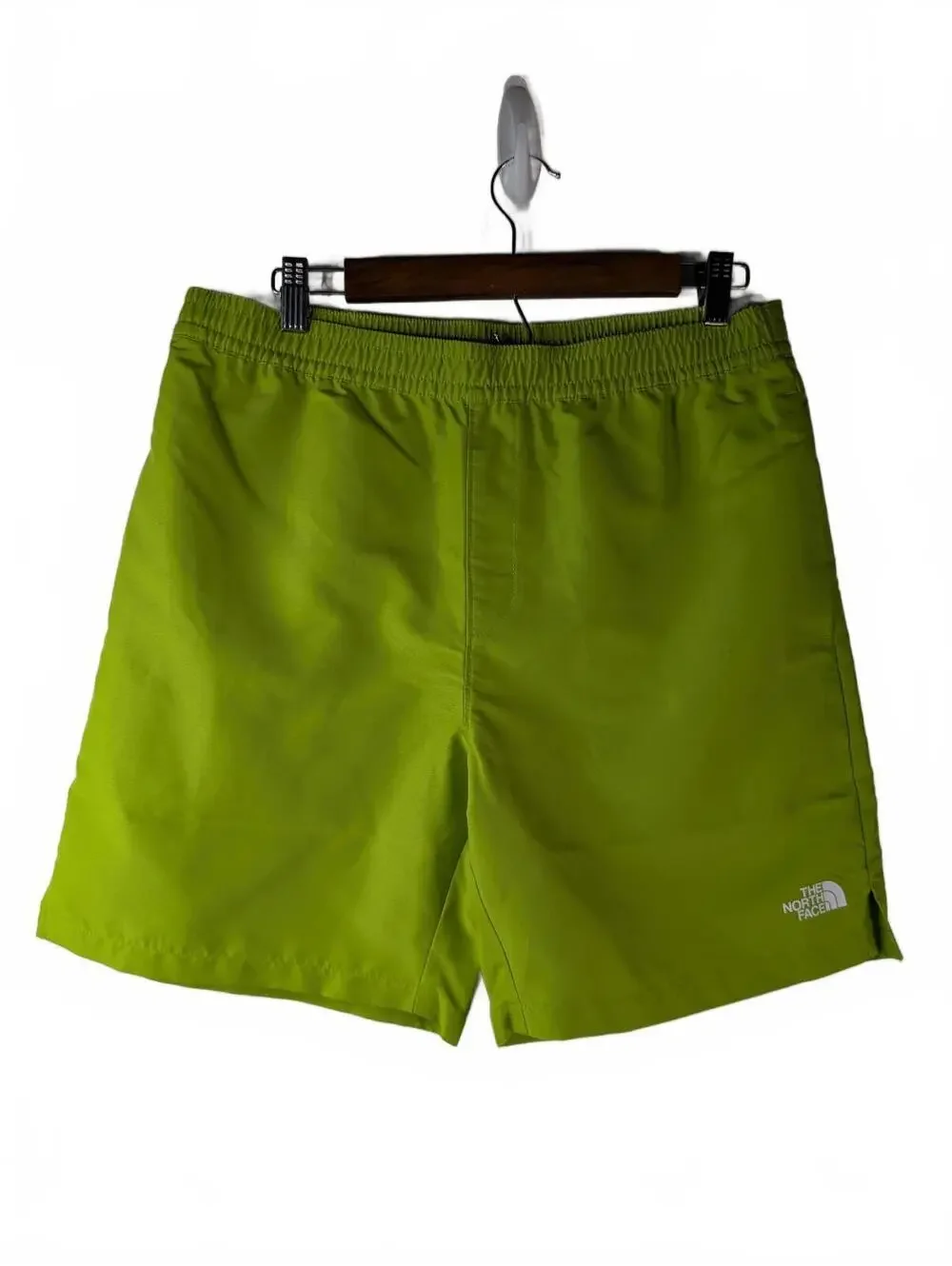 NWT The North Face Adobe Creek Water Shorts in Meadow Grass, Medium